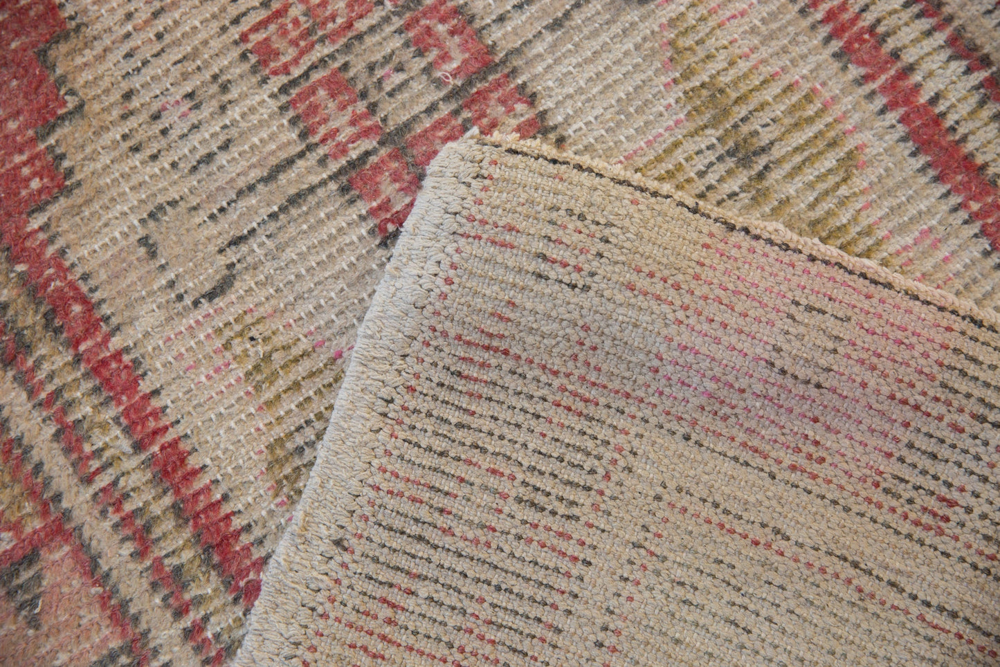 2.5x4 Vintage Distressed Oushak Rug