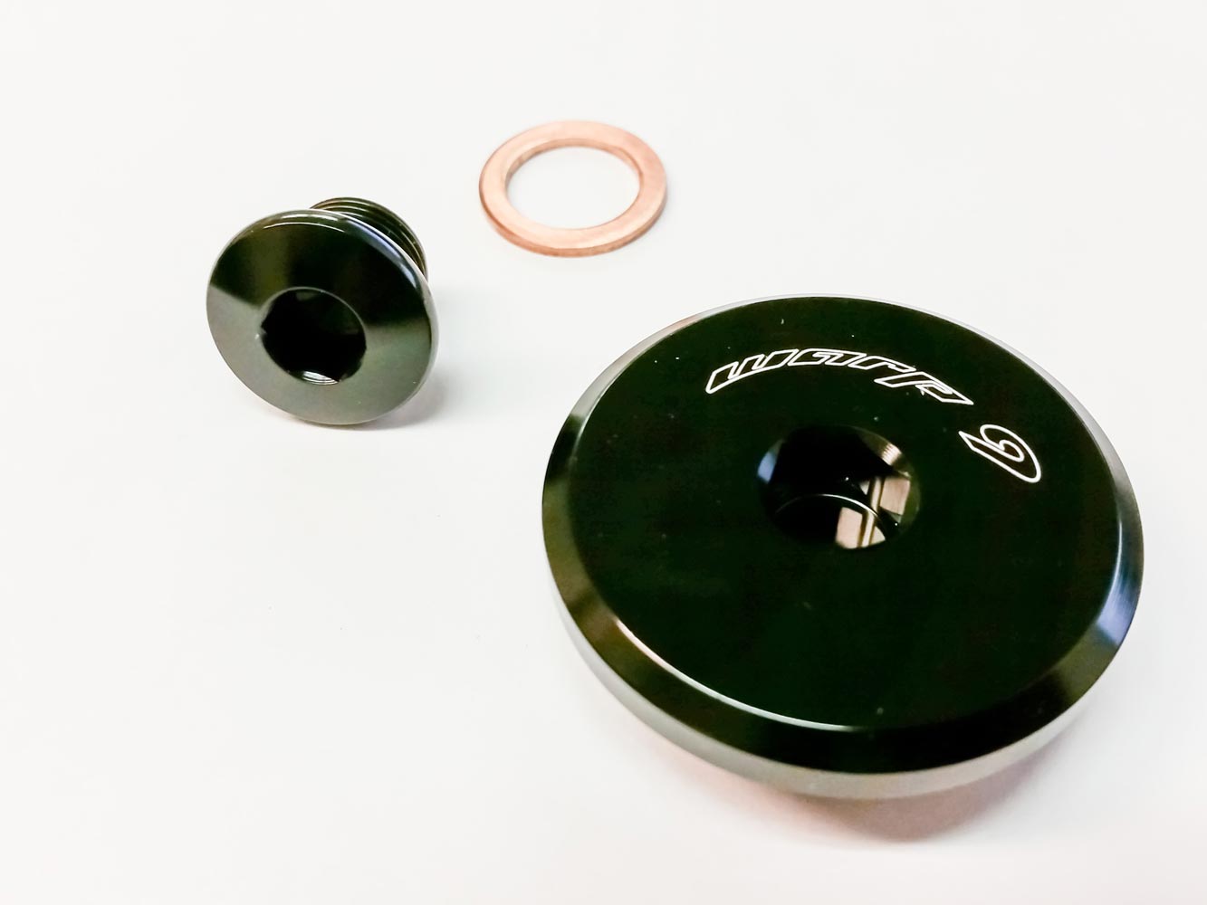 Suzuki Engine Plug (Collective)