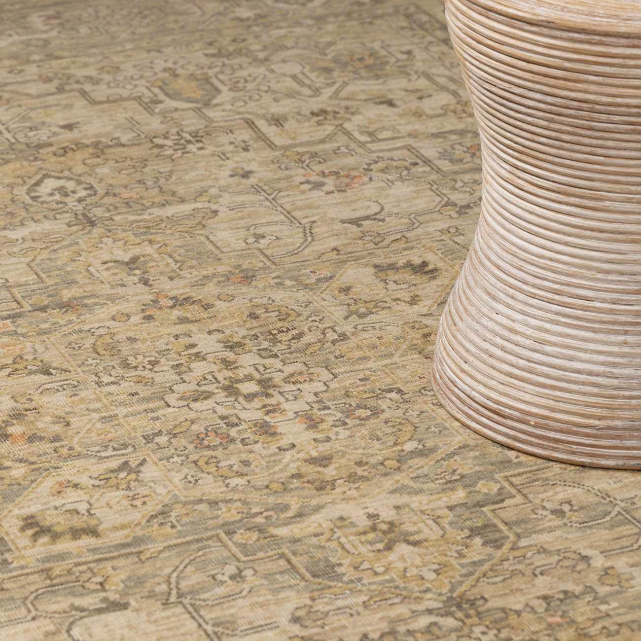 The Alessa Wool Rug