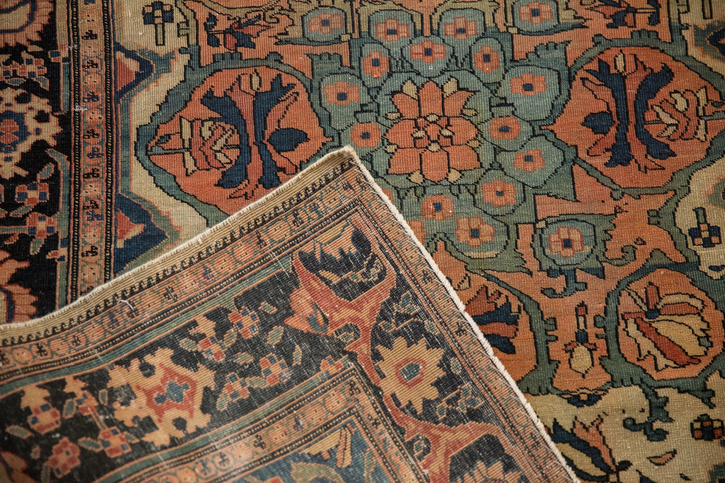 3.5x4.5 Antique Farahan Sarouk Square Rug