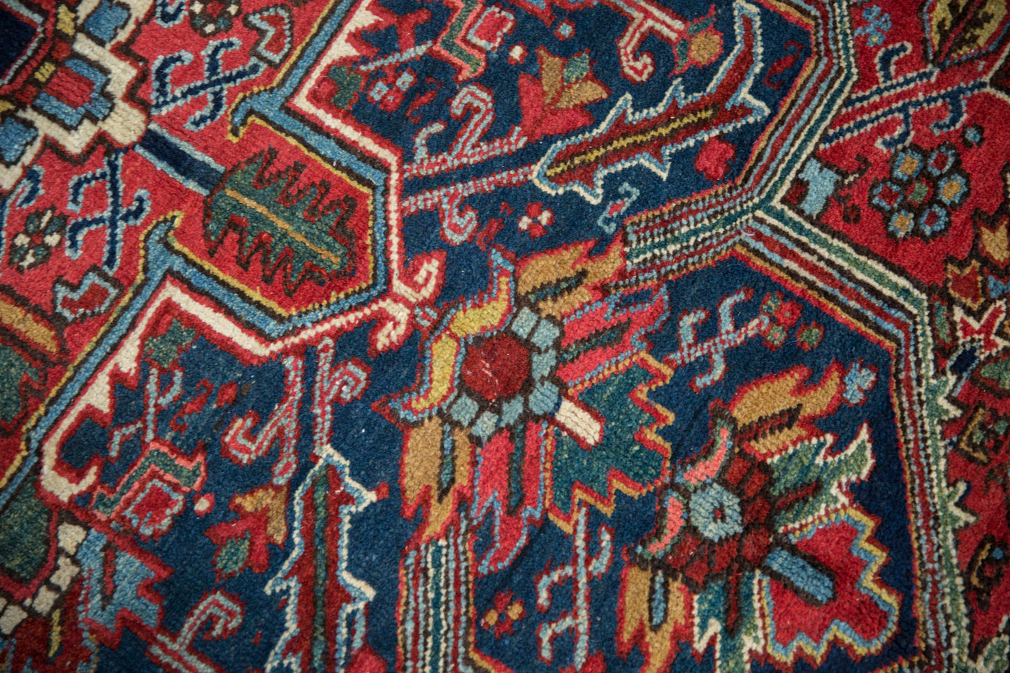 9.5x12.5 Vintage Mehrivan Carpet