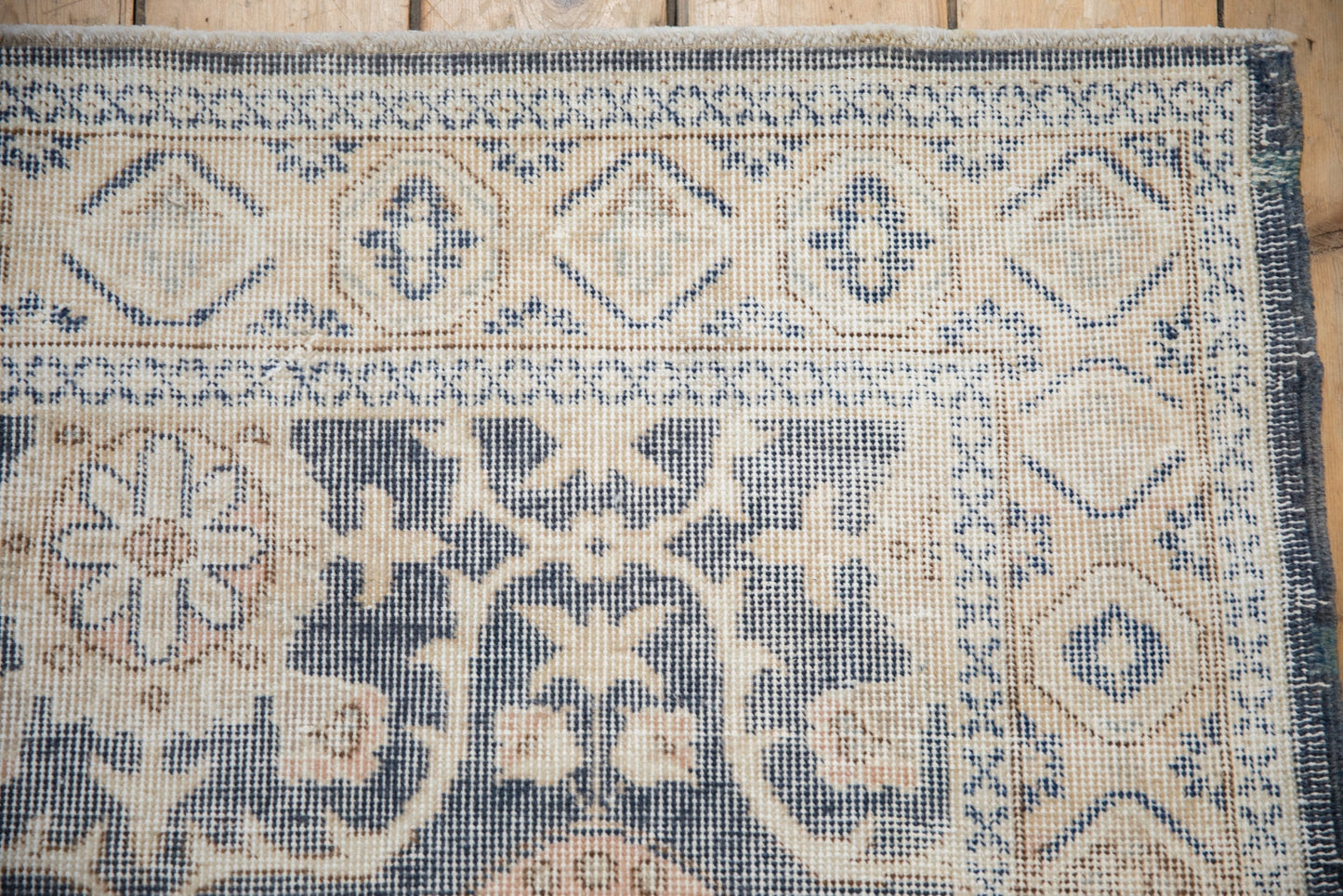 4x7 Vintage Distressed Sparta Rug