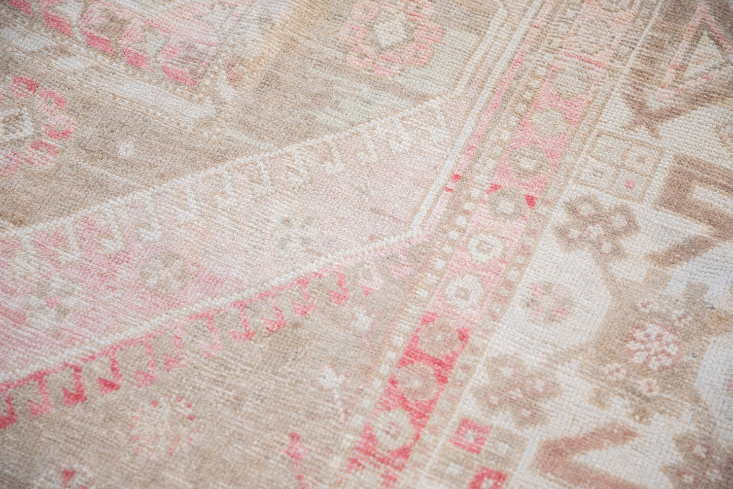 5.5x8 Vintage Distressed Oushak Carpet