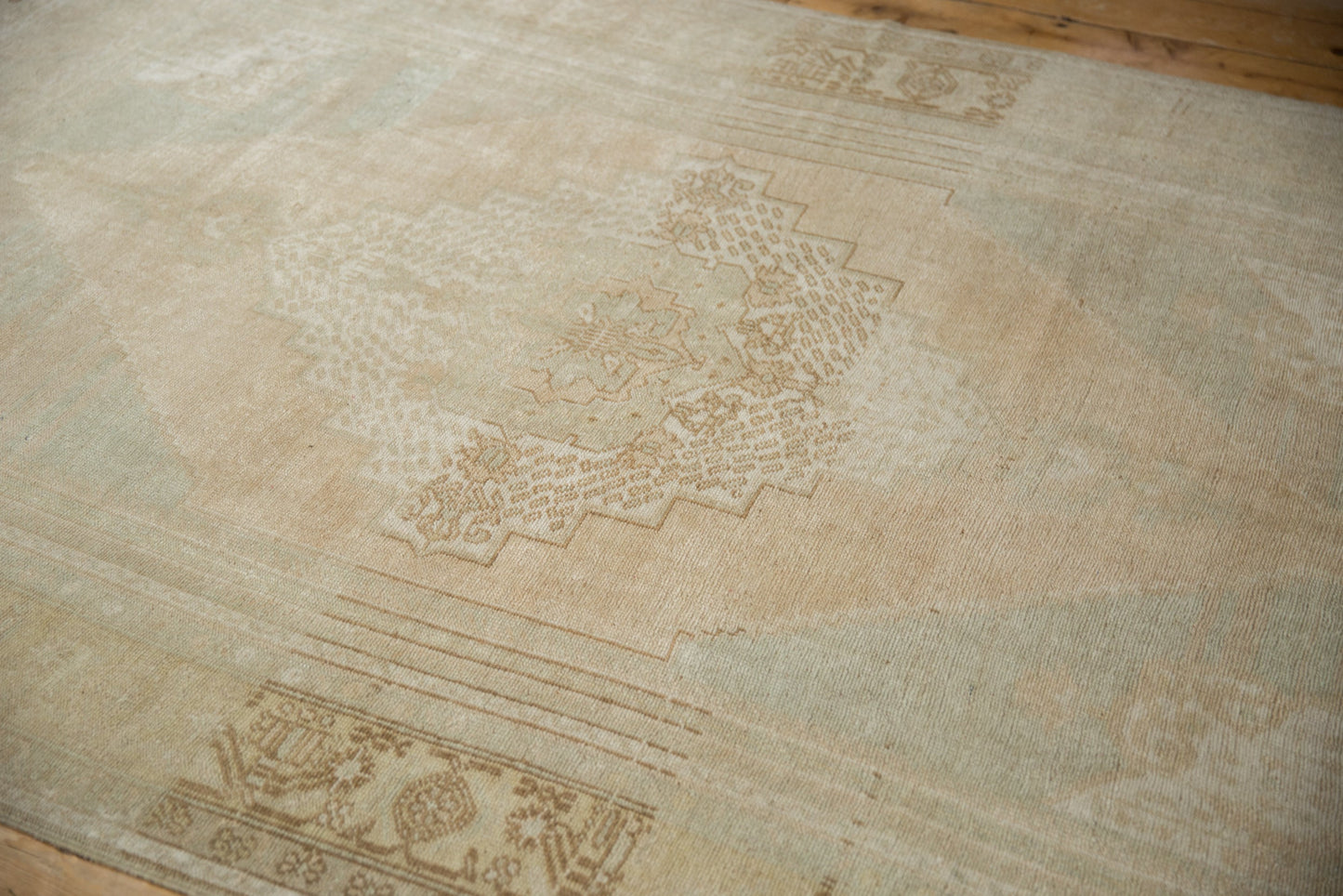 5.5x9 Vintage Distressed Oushak Carpet