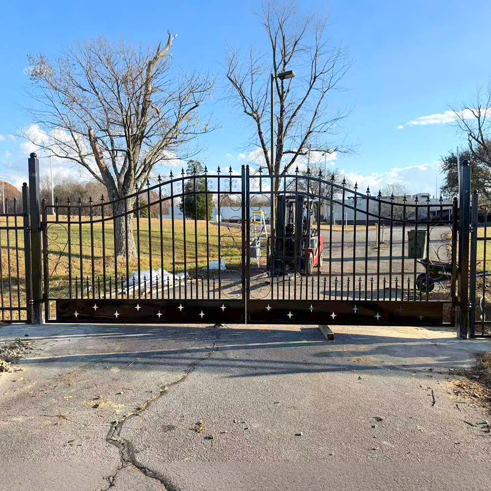 20x8 ft Steel Dual Swing Driveway Gate