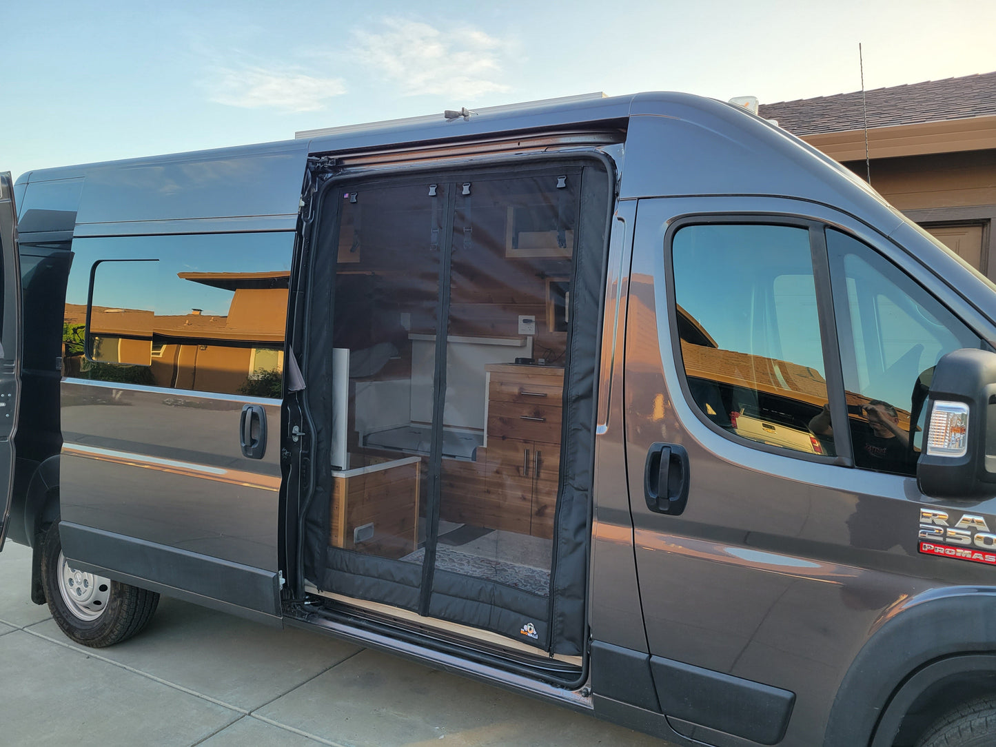 Thor Tellaro Ram Promaster Sliding Door Insect Bug Screen