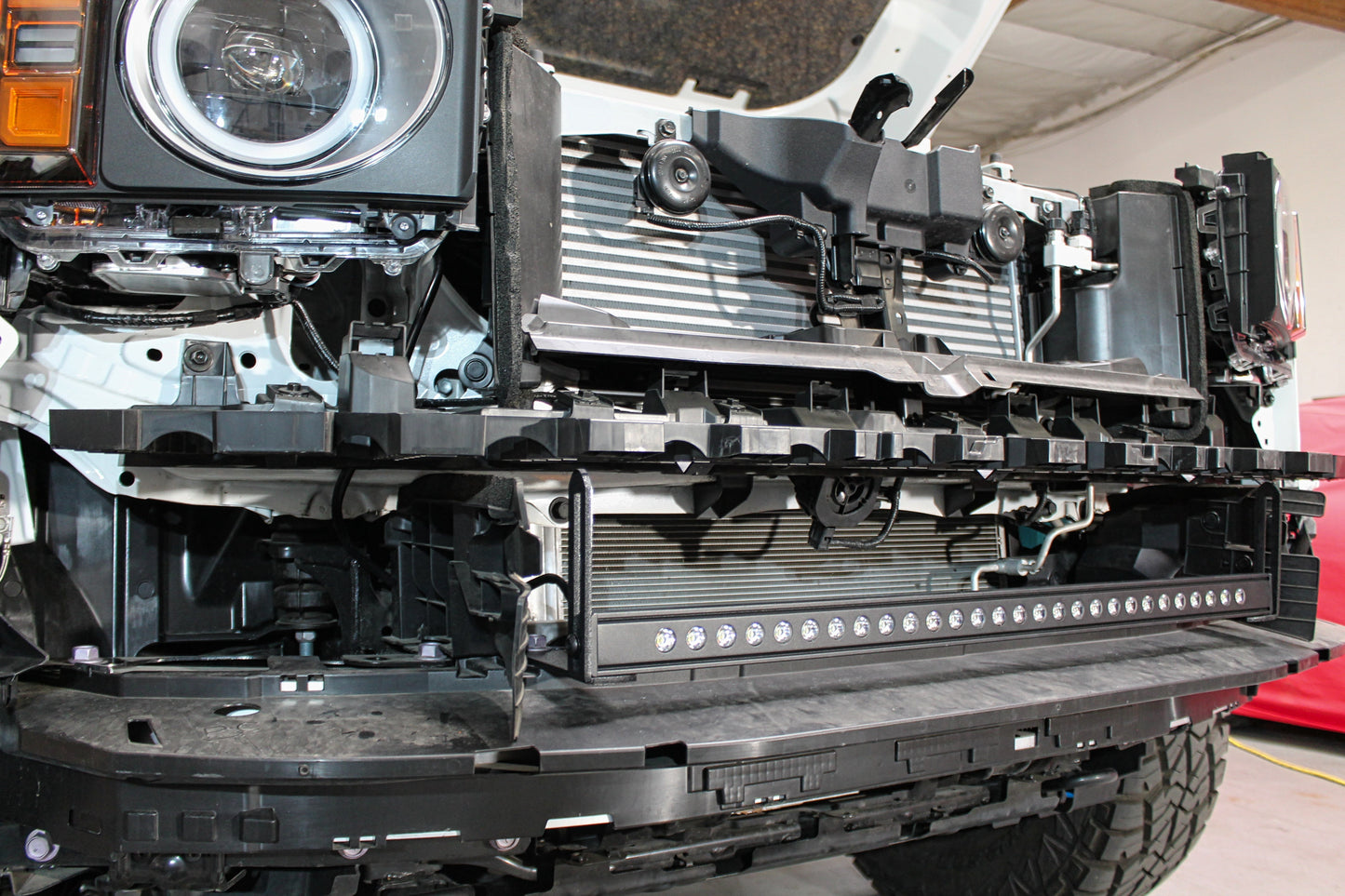 2024+ Toyota Land Cruiser Sinlge 30in Light Bar SLIM