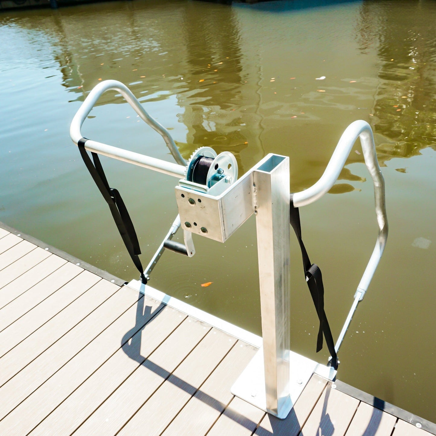 FLOATING DOCK LAUNCH & STOW