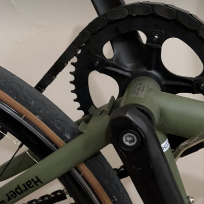 Black Chain Caps