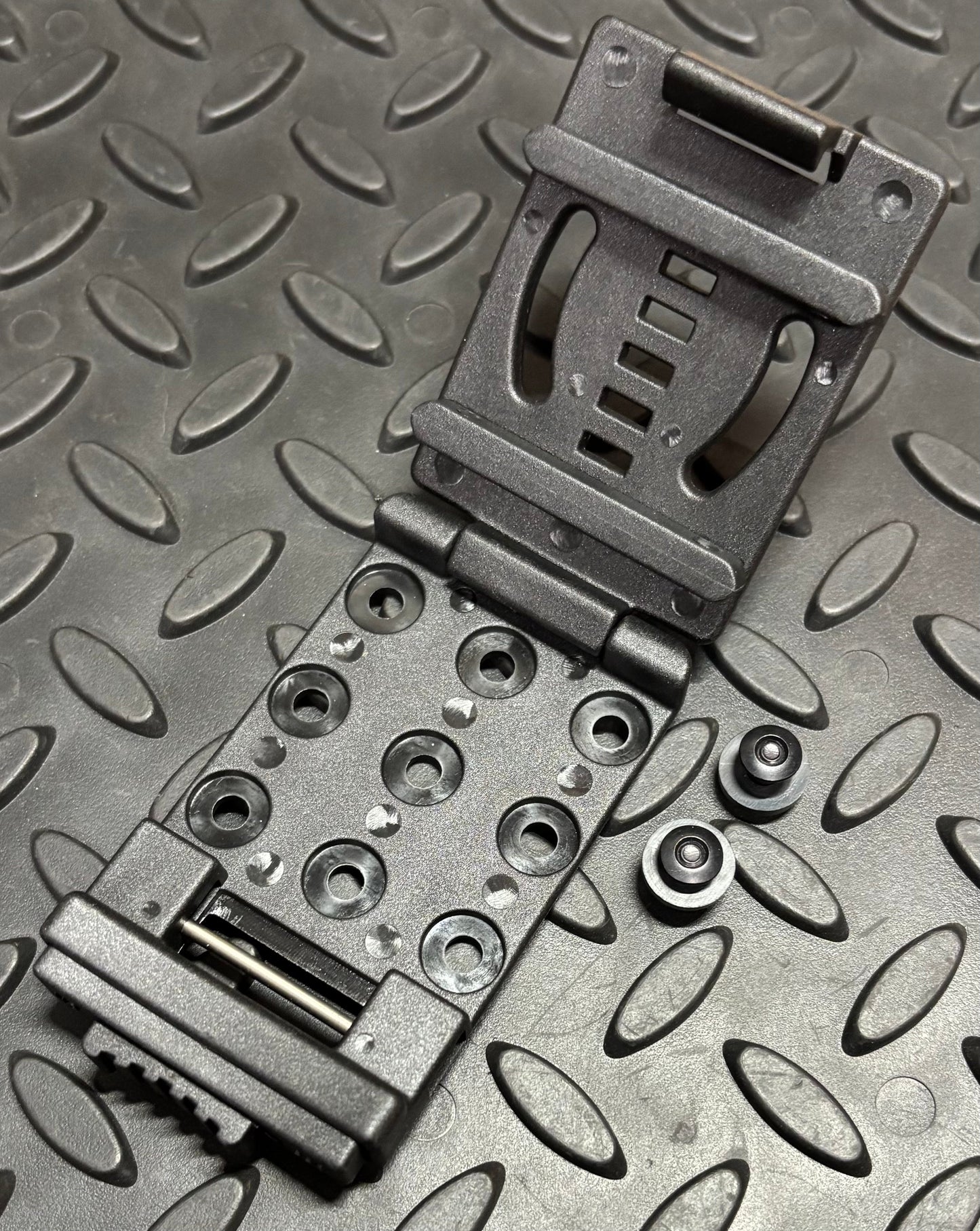 Universal fold over belt attachment for kydex sheath (Includes hardware)
