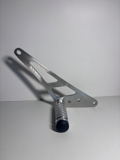 Ultra bee foot lock