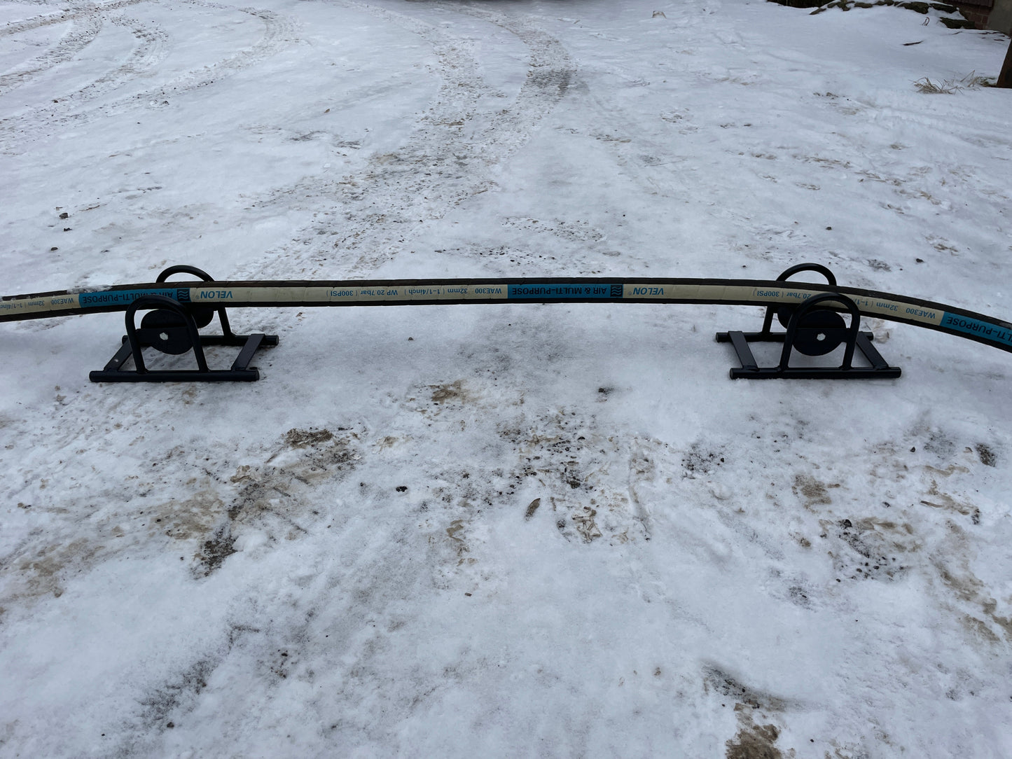 4" Ground Cable Roller