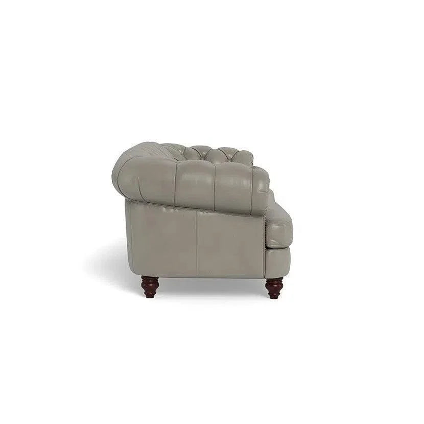 Retro Chesterfield-Inspired Leather Sofa Retro