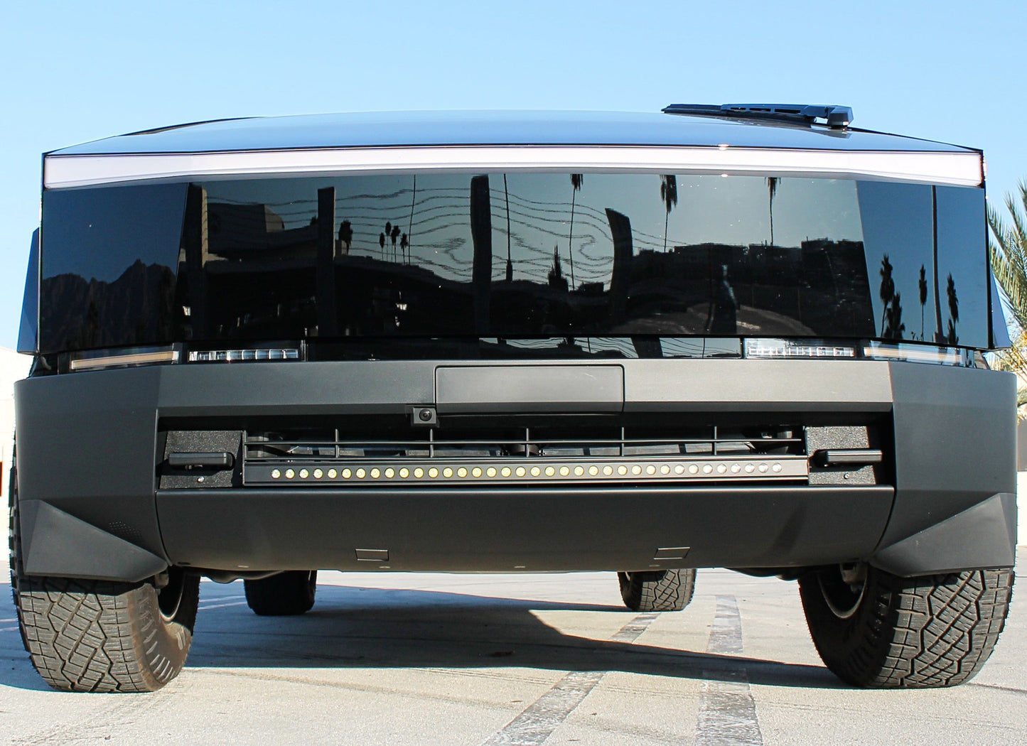 Tesla Cybertruck - Curved 40in Light Bar - Slim