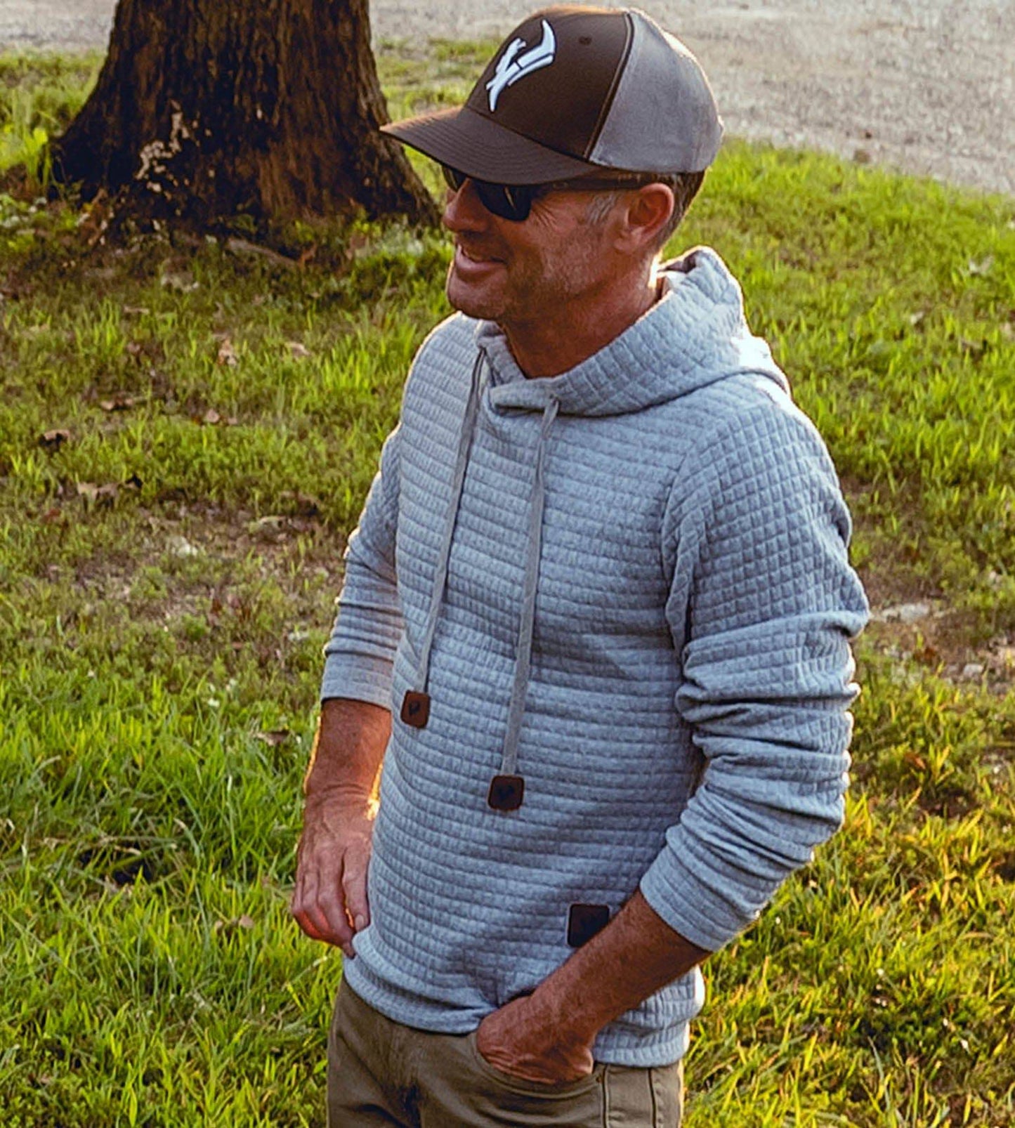 Titan Hoodie -gray
