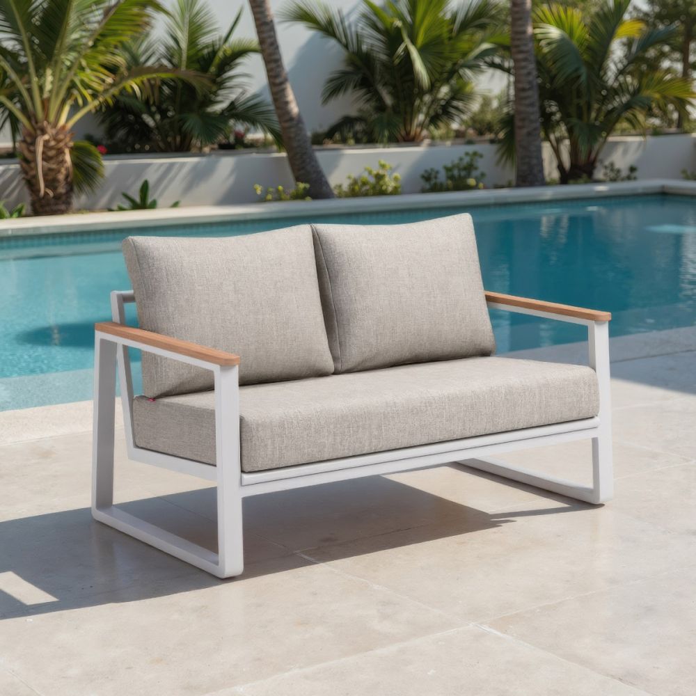 Welt Olefin Fabric Outdoor Sofa