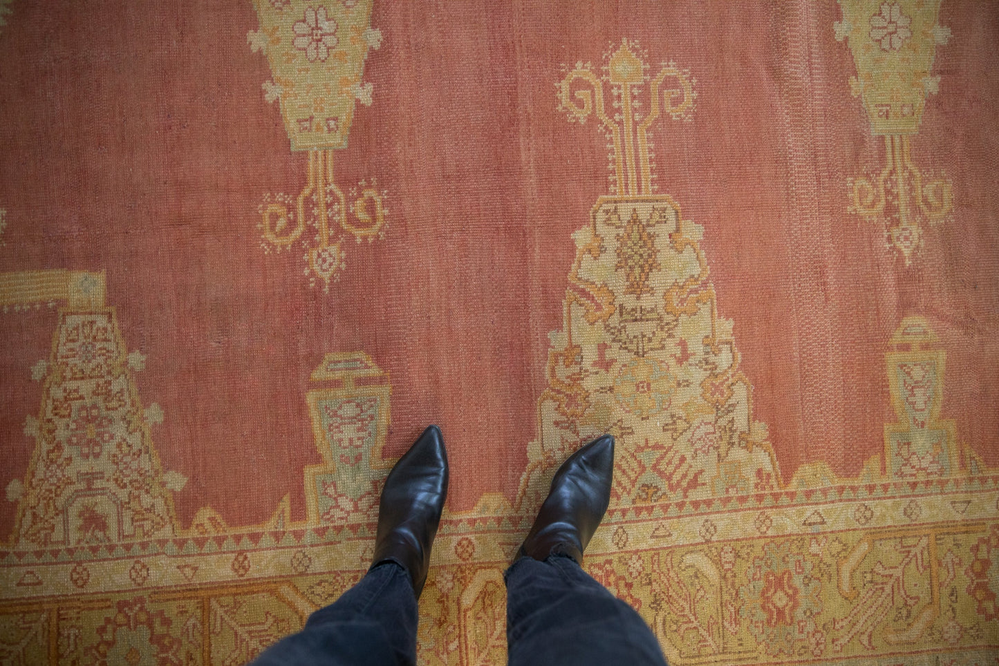 8.5x11.5 Vintage Distressed Oushak Carpet
