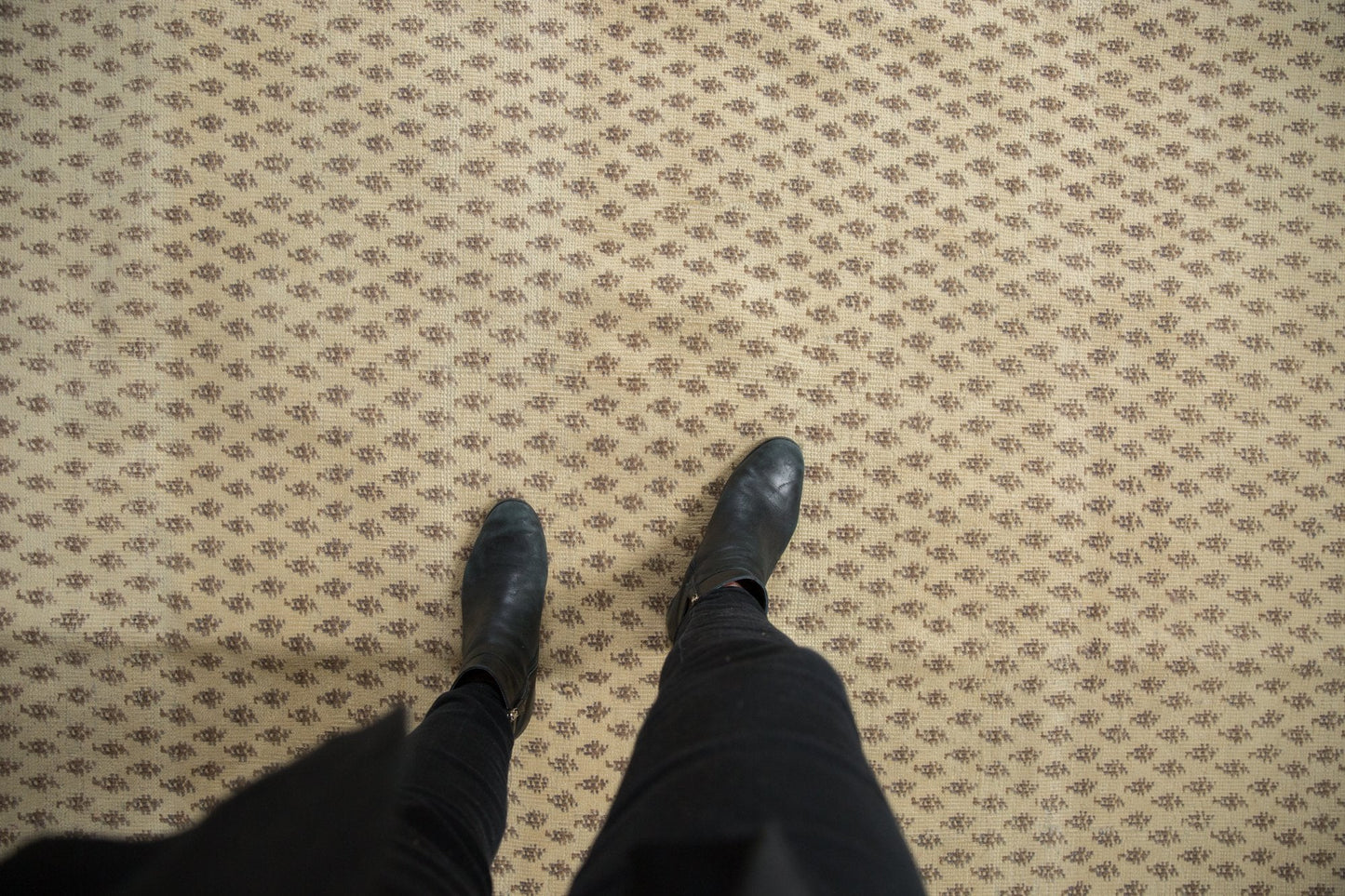 11x15 Vintage Distressed Sivas Carpet