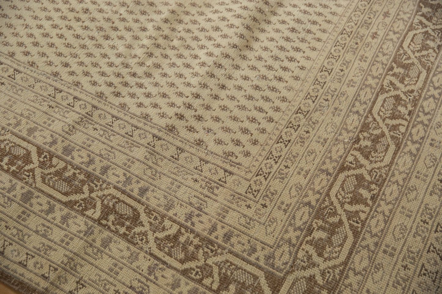 11x15 Vintage Distressed Sivas Carpet