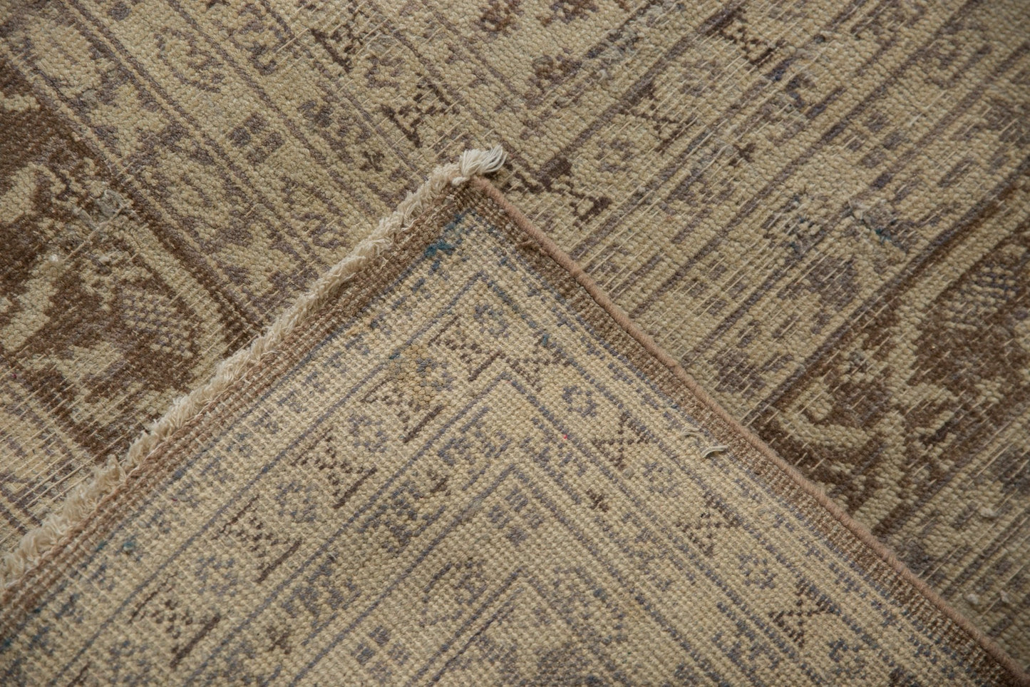 11x15 Vintage Distressed Sivas Carpet