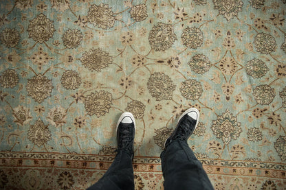 9.5x13 Vintage Distressed Meshed Carpet