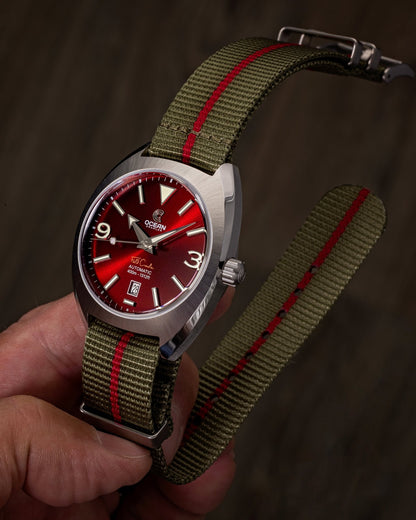 Field Crawler - Sunburst Red