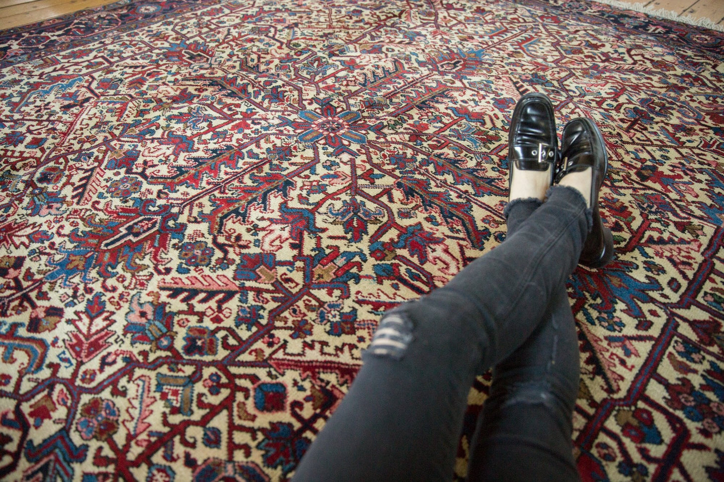 9.5x10 Vintage Mehrivan Square Carpet