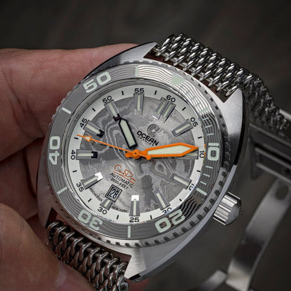 Core Diver - Damascus Steel - 2 Straps Included!