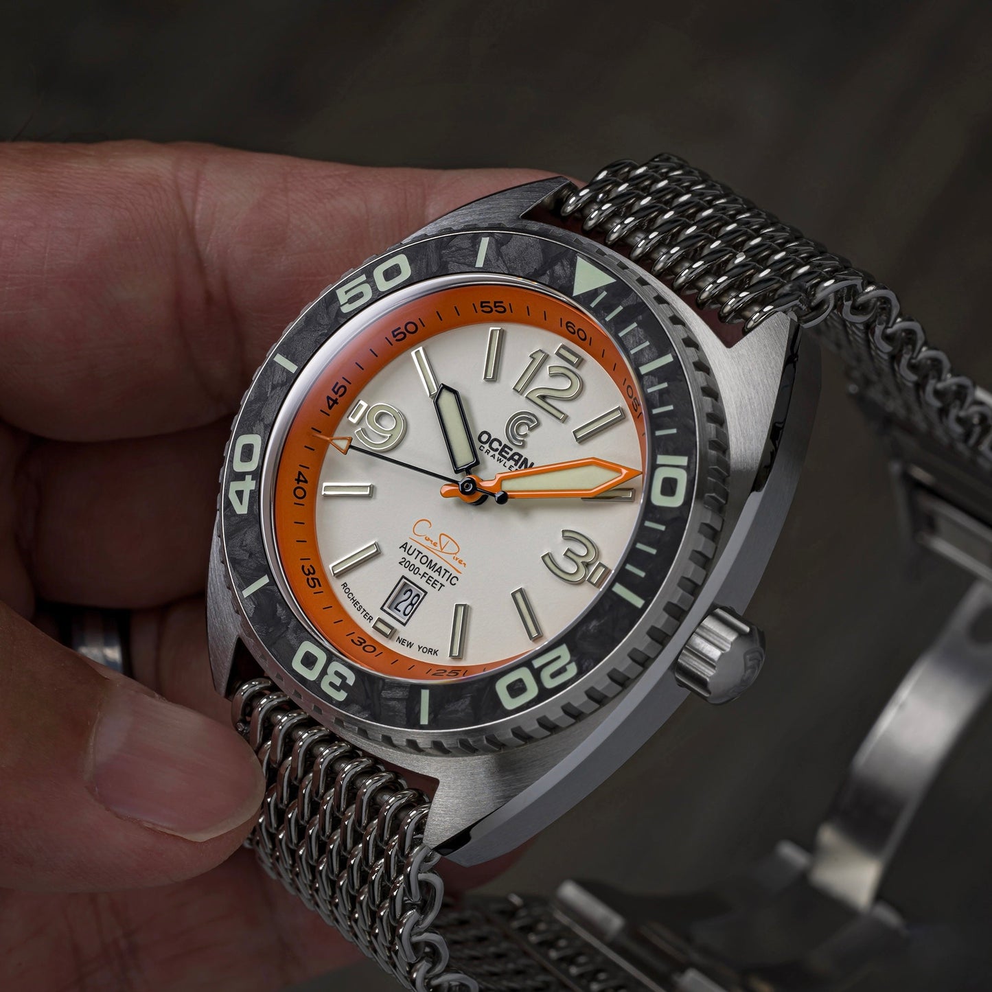 Core Diver - Eclipse Carbon - 2 Straps Included!