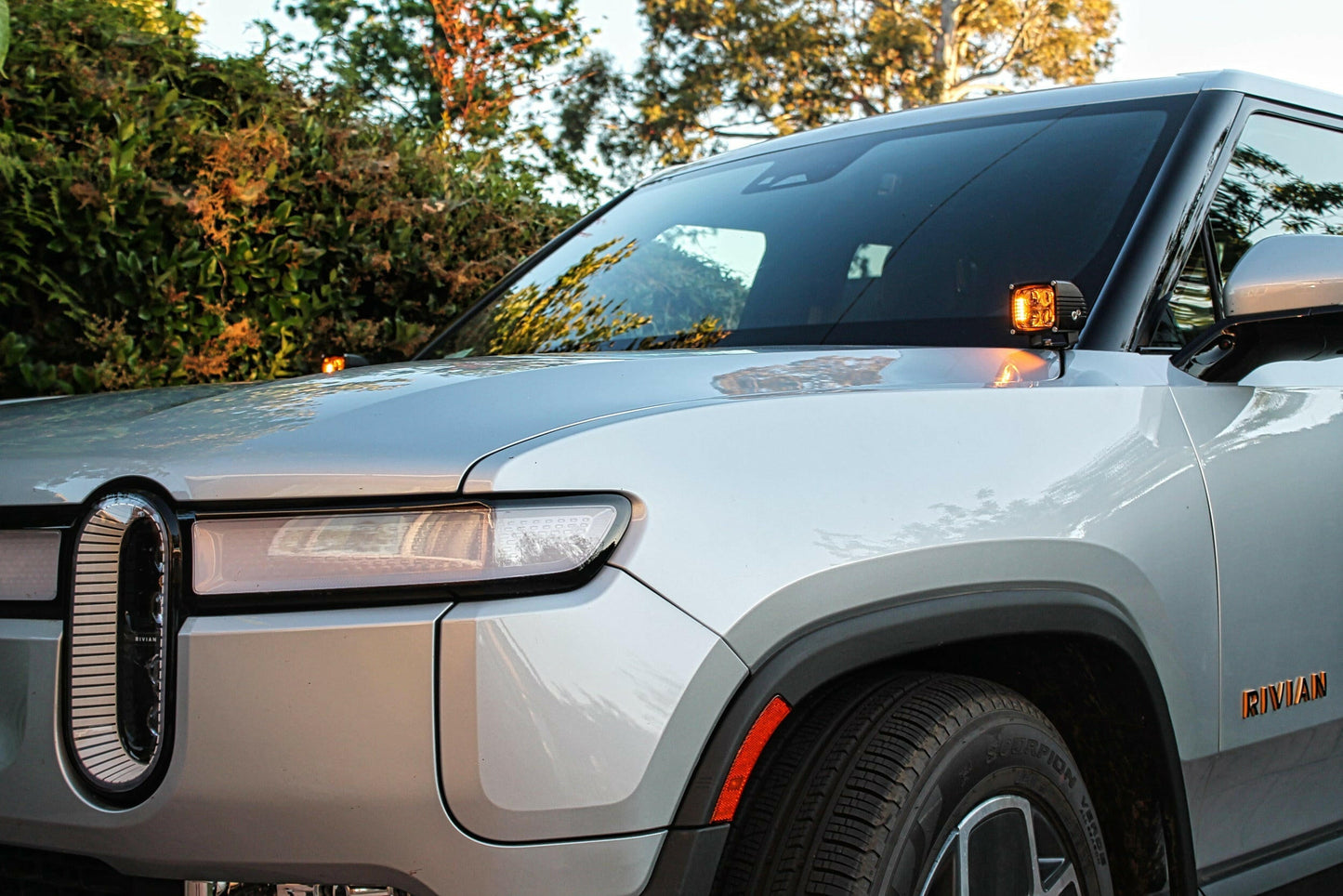 2023+ Rivian Hood Mount/Ditch Lights