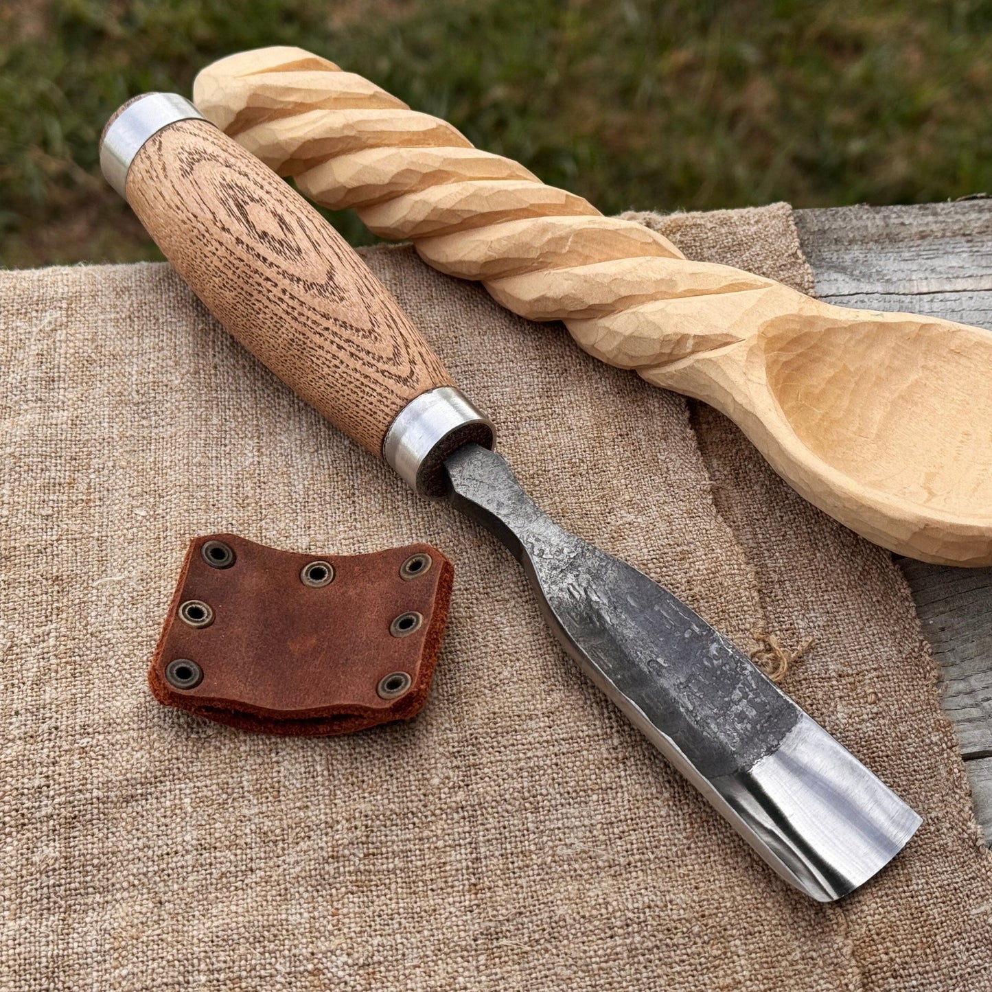 Straight Gouge (Rounded Chisel), 10 - 45 mm (0.4 - 1.8 inches)