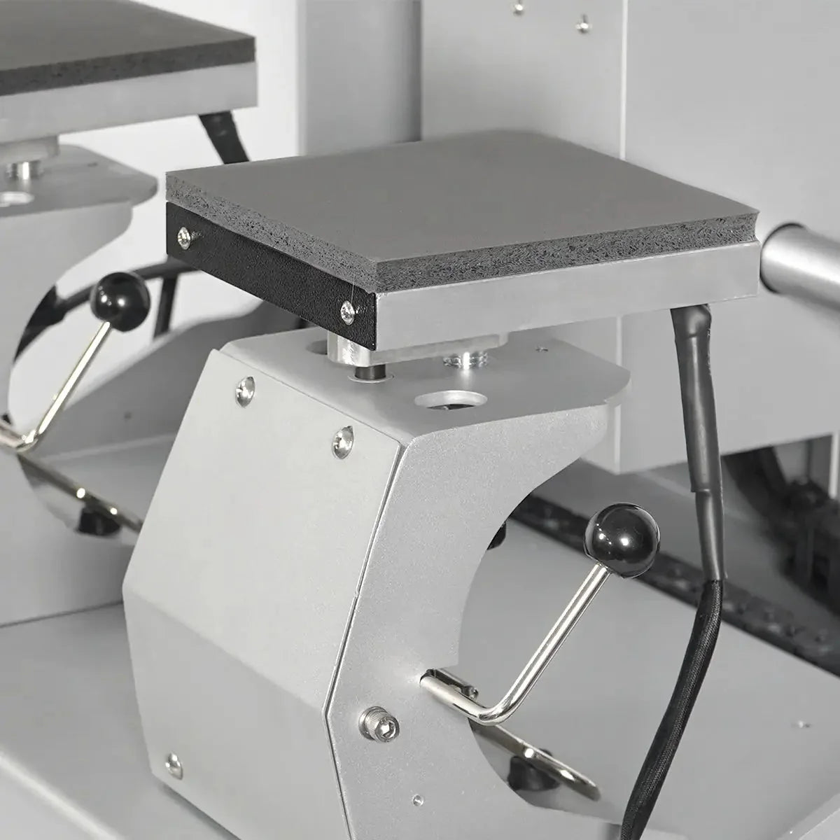 TITAN Double Station Dual Heat Pneumatic Dual Heat Cap & Label Combo Heat Press